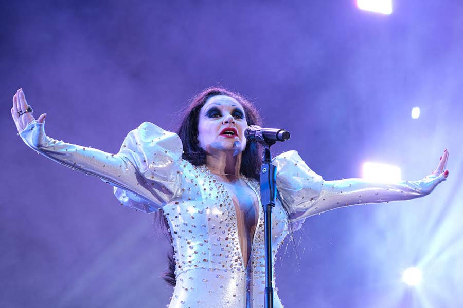 Dame una razón para ir al Vive Latino (ecos de un festival)