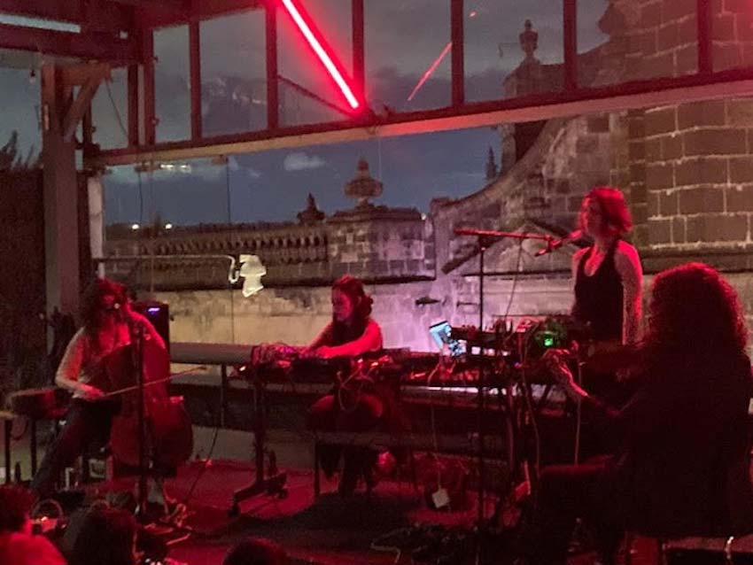 Amor Muere vive en el Centro Cultural España