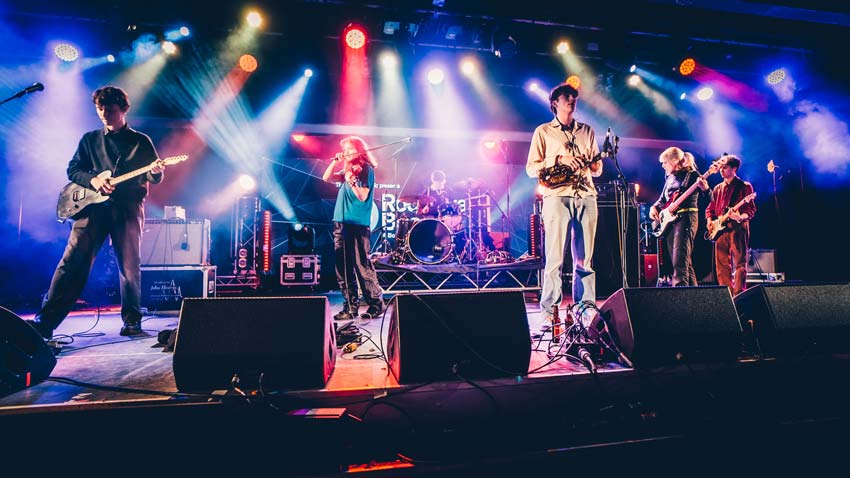 Black Country, New World, hormigas de insania