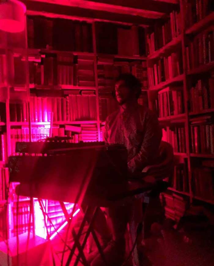 Nøvaxpress, el arte  del cut & paste