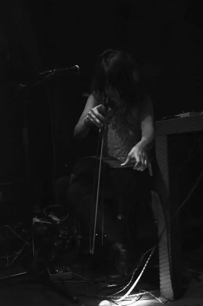 Albania Juárez: el serrucho como herramienta musical