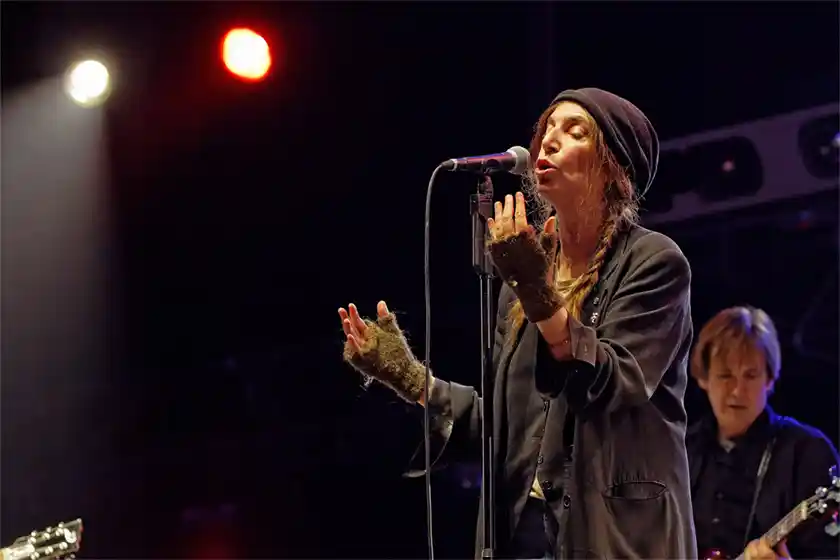 “Because The Night”, un punto de encuentro